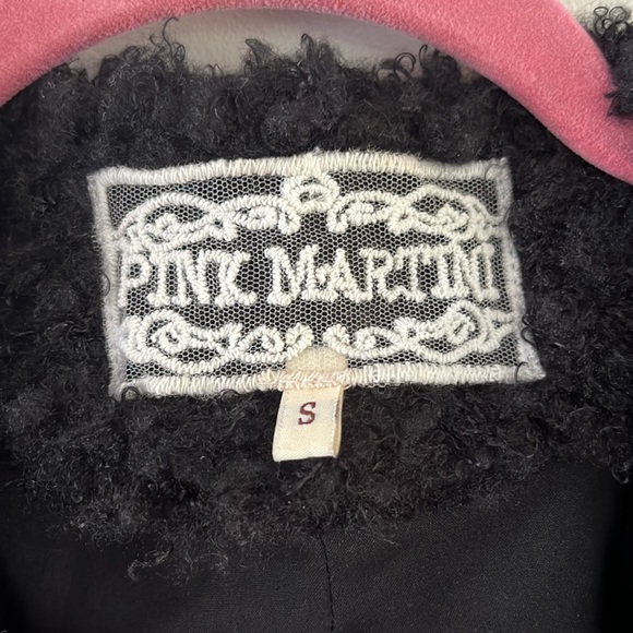 Pink Martini Sherpa Vest - Picture 2 of 3
